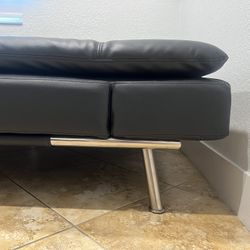 Sofá Couch