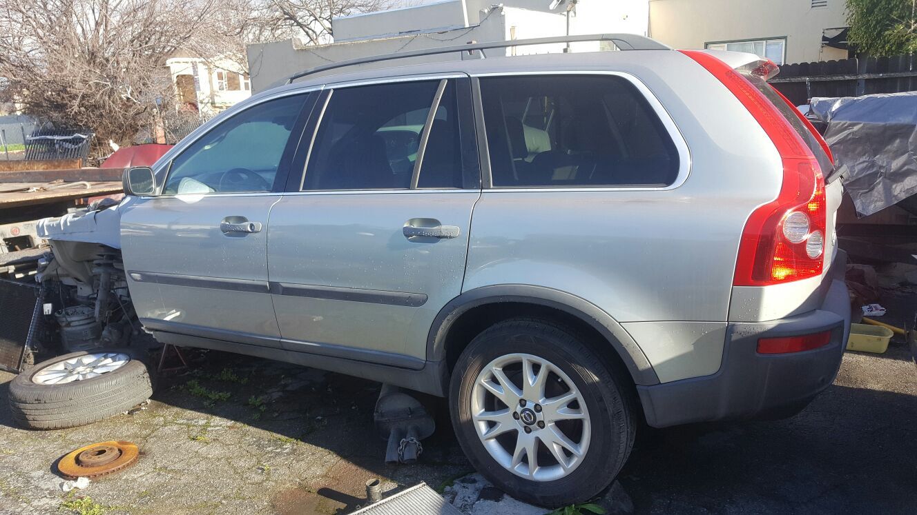 2005 Volvo xc90 all I have left is doors