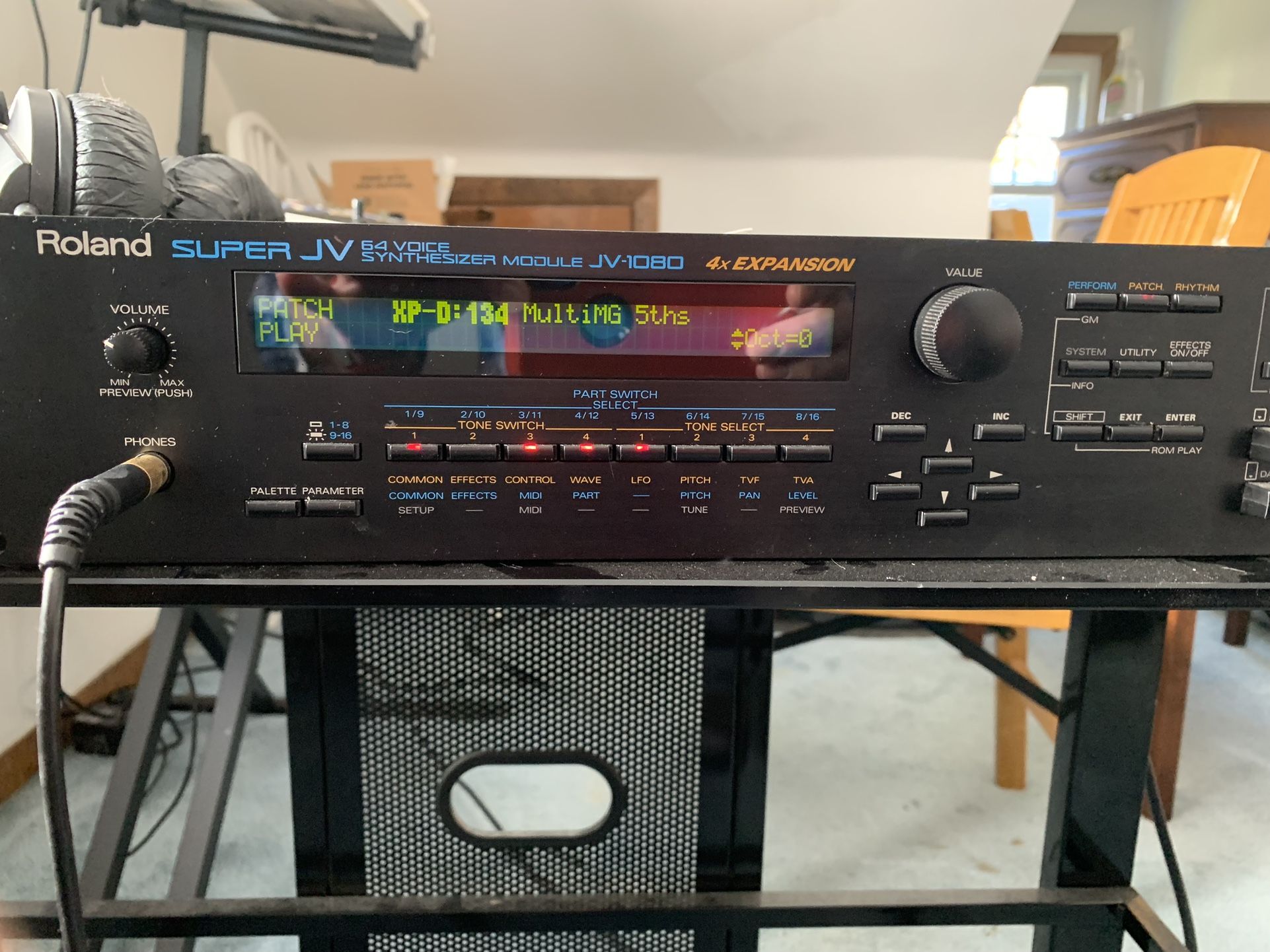 Roland JV-1080 Sound Module