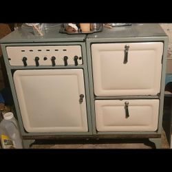 Vintage gas stove