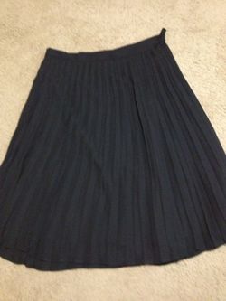 New Christopher and banks size 4 black pleated dressy skirt full