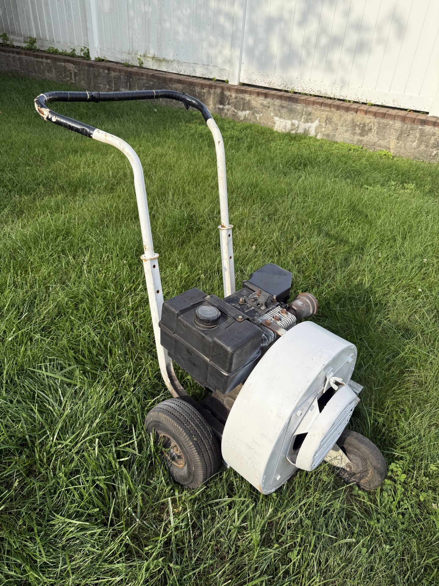 8hp Professional Push Blower