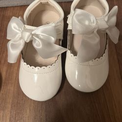 Toddler girl shoes- Sizes 4C -7C