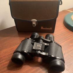 Vintage Bushnell Sportview 7x35 Insta-focus Binoculars