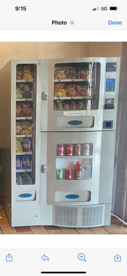 Verry Nice And Clean Combo Vending Machine