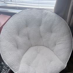 Saucer Chair for Kids and Teens, White Faux Shearling