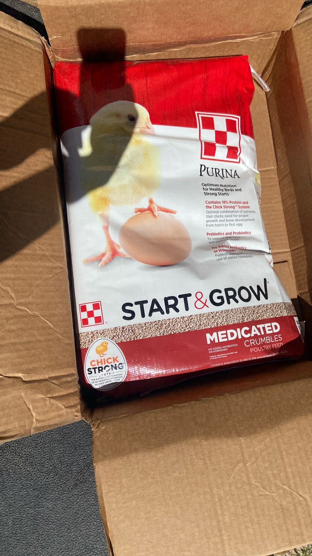 Chick Start and Grow medicated 25lb Bag