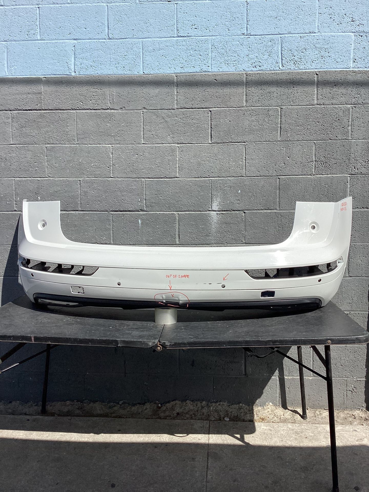 2018 - 2020 Audi Q5 - Rear Bumper Cover OEM