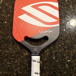 Selkirk Luxx Epic Controll Air Pickelball Paddle Wide Body Short Handle *Like New*
