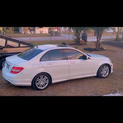 2009 C300 