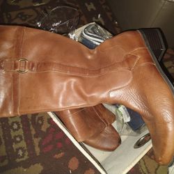 Ladies Leather Boots 