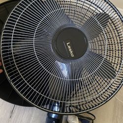 FREE Lasko Fan (Needs to be fixed)