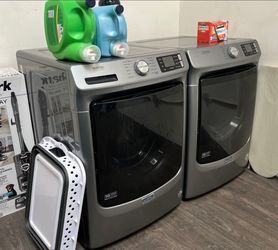 Maytag steam washer and dryer set