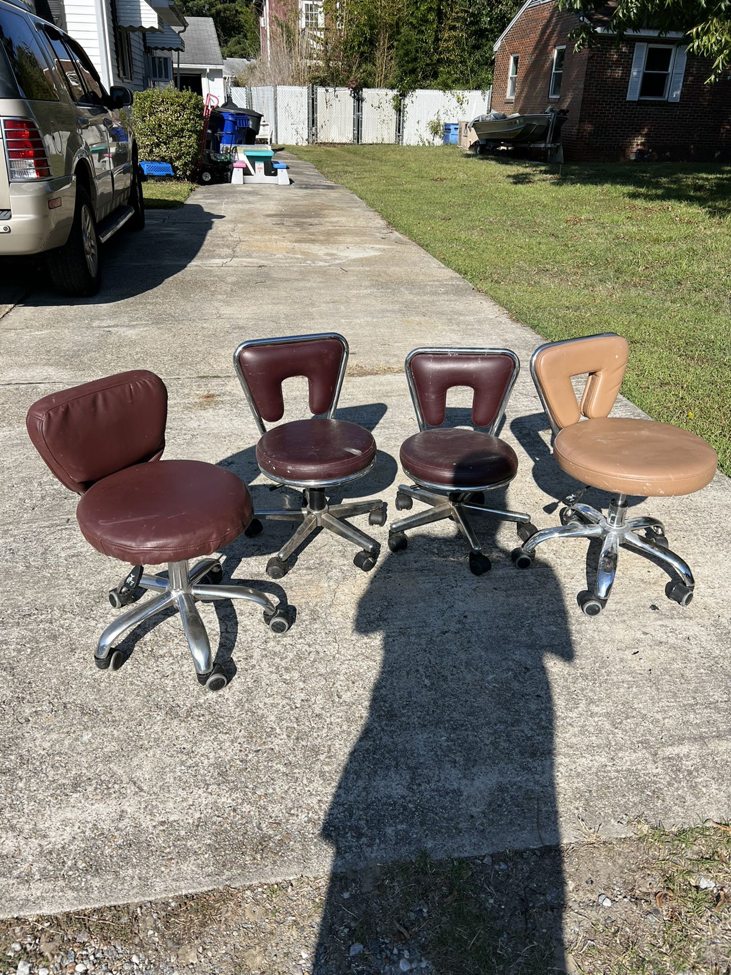 4 Garage/Shop Small Work Stools- Great For Brake Jobs-etc (25 Each Or 80 For All)
