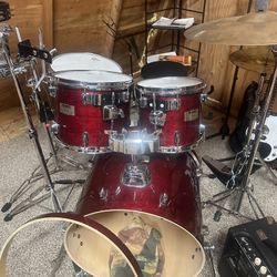 Mapex 4 Piece Drum Set