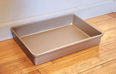 OXO GG NON-STICK PRO CAKE PAN - 9"x 13"x 2.5"