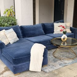 Stunning Restoration Hardware Couch 