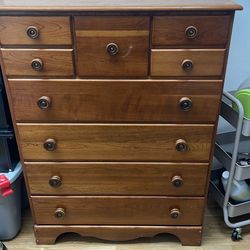 Mueble de 9 cajones  49 x37