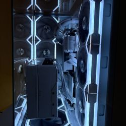 Custom gaming PC