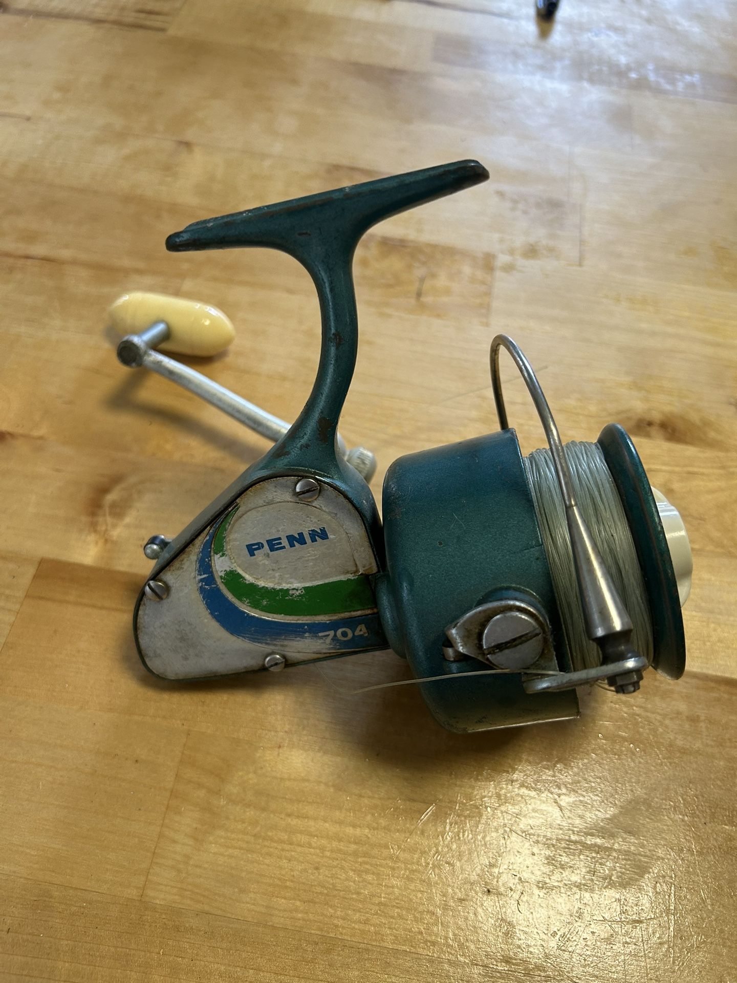 Penn Fishing Reel - Vintage!