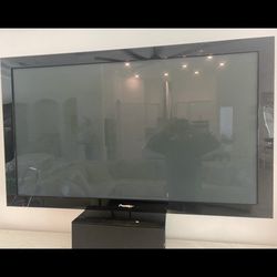 55 Inch Pioneer Elite Tv With Surround Sound