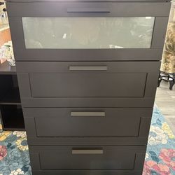 Drawers 31 X 16 X 50 Inches