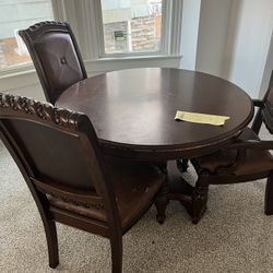 Dinning Table And Chairs 