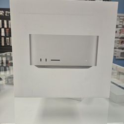 Mac Studio With M2 Max Chip 32 GB 512 SSD Still Under Apple Warranty