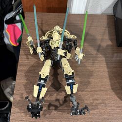 General Grievous Giant Lego Figure