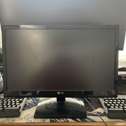 21.5” LG HD Flatscreen Computer Monitor