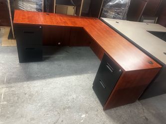 OFFICE/HOME DESK L-SHAPE DESK