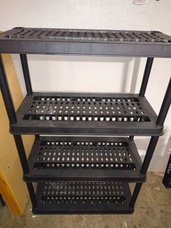 Plastic shelf