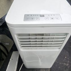 A/C PORTABLE WITH REMOTE CONTROL