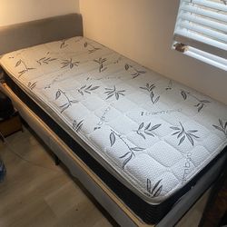Twin Size Mattress Good Condition medium Firm