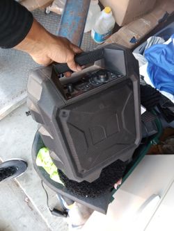 Loud Bluetooth speaker $99 Lancaster tx