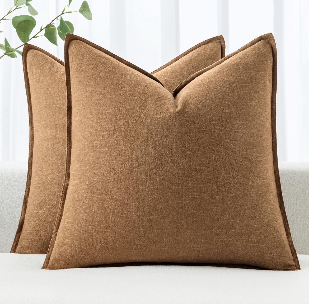 Fall colors Linen Pillow Covers 18x18 Inch Brown. Fundas de almohada de lino con colores de otoño.