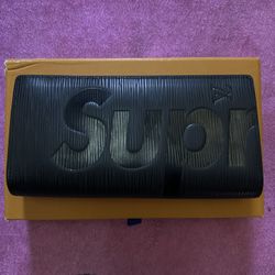 Supreme Leather Card Wallet Paper Holder!!!