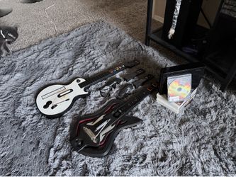 Wii Guitar Hero Bundle - 2 Guitars, Wii Console, 5 Games, 2 Remotes - Tested & Working