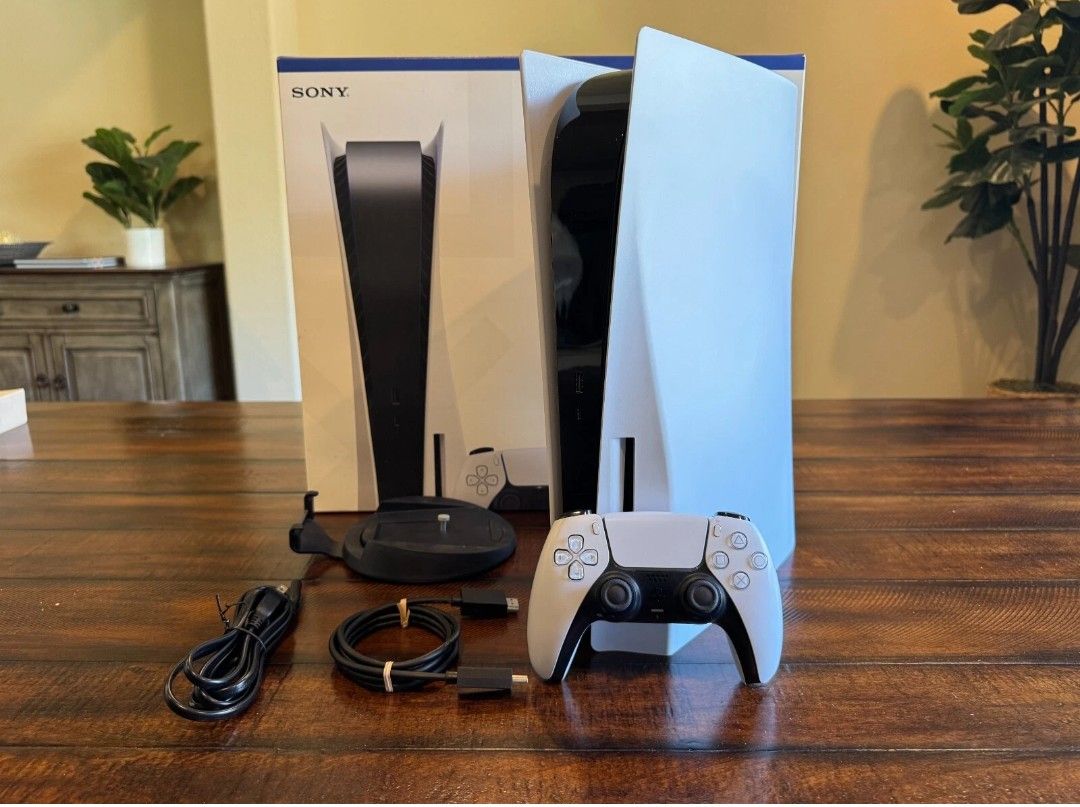 Sony PlayStation 5 Disc Edition PS5 Used Working
Console, Controller, Headset