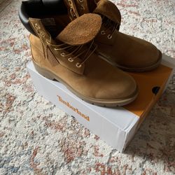 Timberland Classic 6 inch Waterproof boots