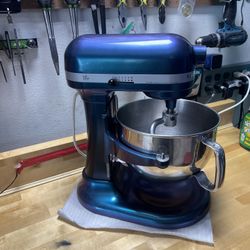 Kitchenaid Pro 600. Repainted 