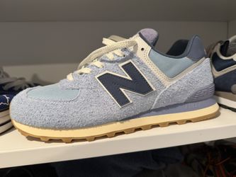 New Balance Sneakers