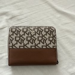 Dkny Wallet 