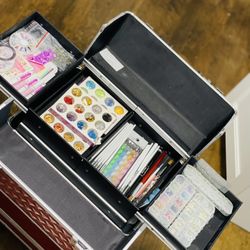 Nail Kit With Suit Case 