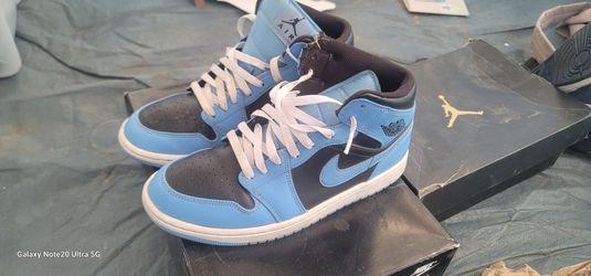 Jordan 1 Mid 'University Blue Black