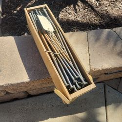 SILICON BRONZE CARRIAGE BOLTS 3/8X12" (99)