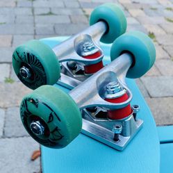 Ruckus 5.0 Mid Skateboard Trucks With Spitfire Wheels Rush 7 Bearings & Hardware