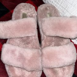 Ugg Slippers 