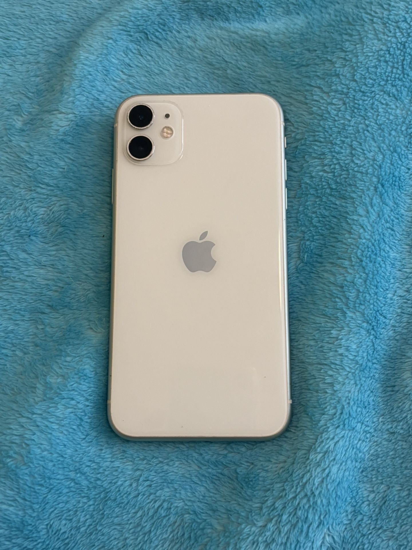 iPhone 11 White