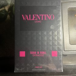 Valentino Born In Roma Extradose